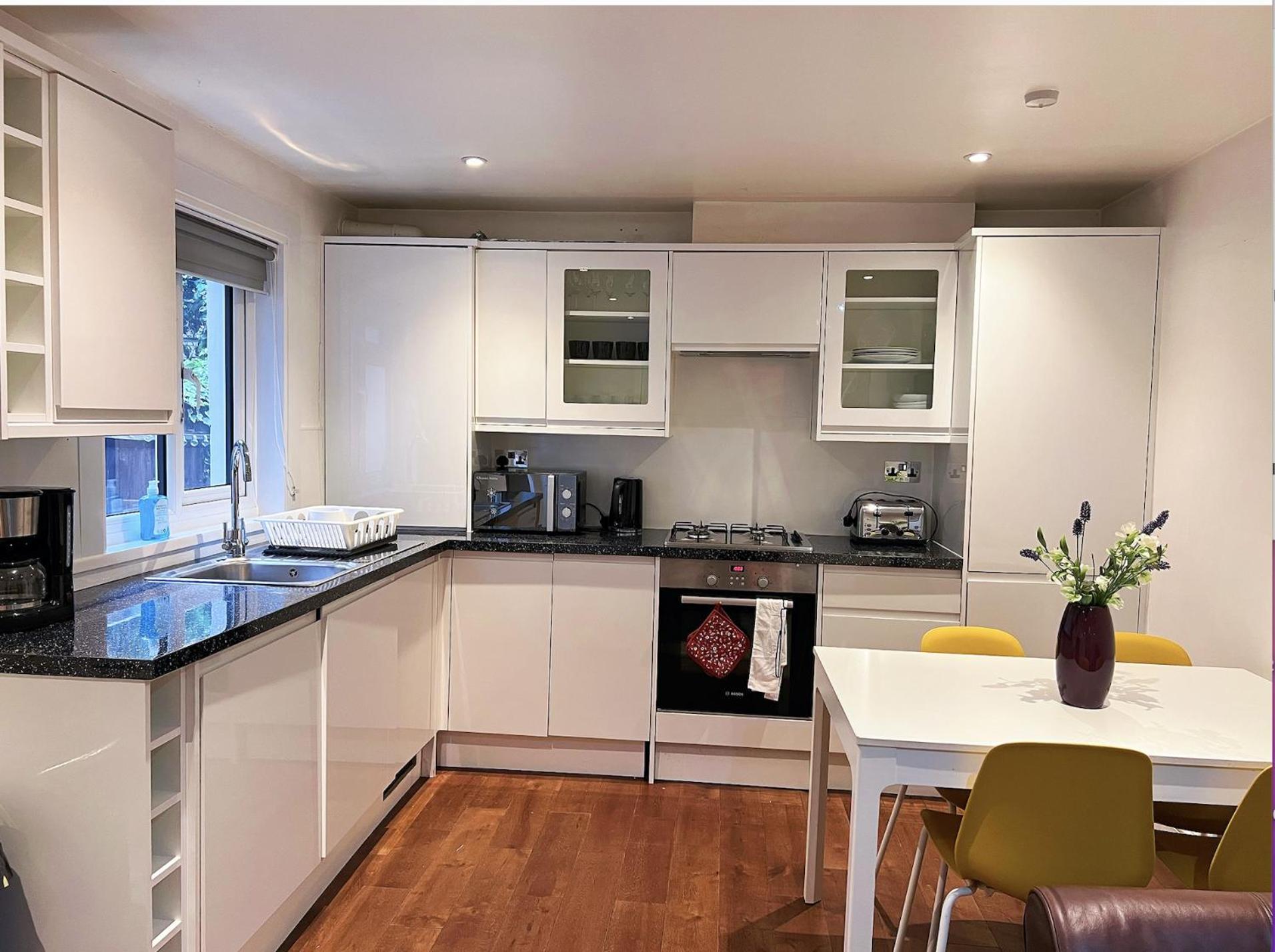 Lovely 2 Bedroom Garden Flat In London Exterior foto